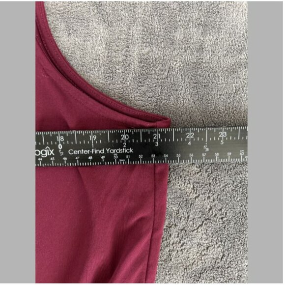 Ambiance Womens Shorts Size 2XL Burgundy Romper Sleeveless V-neck Zipper Closure - Picture 5 of 6